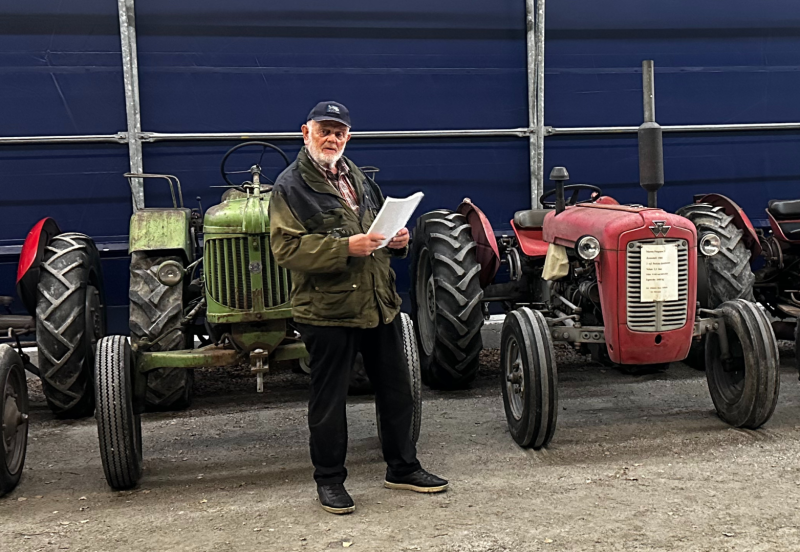 Høva Traktor Samling Besøk
